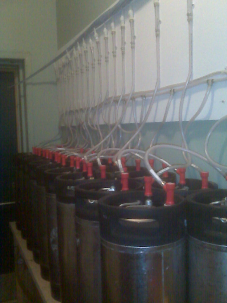 640oz Stainless Pressurised Liquor Containers (Pre-mix Coke or Pepsi Cans)